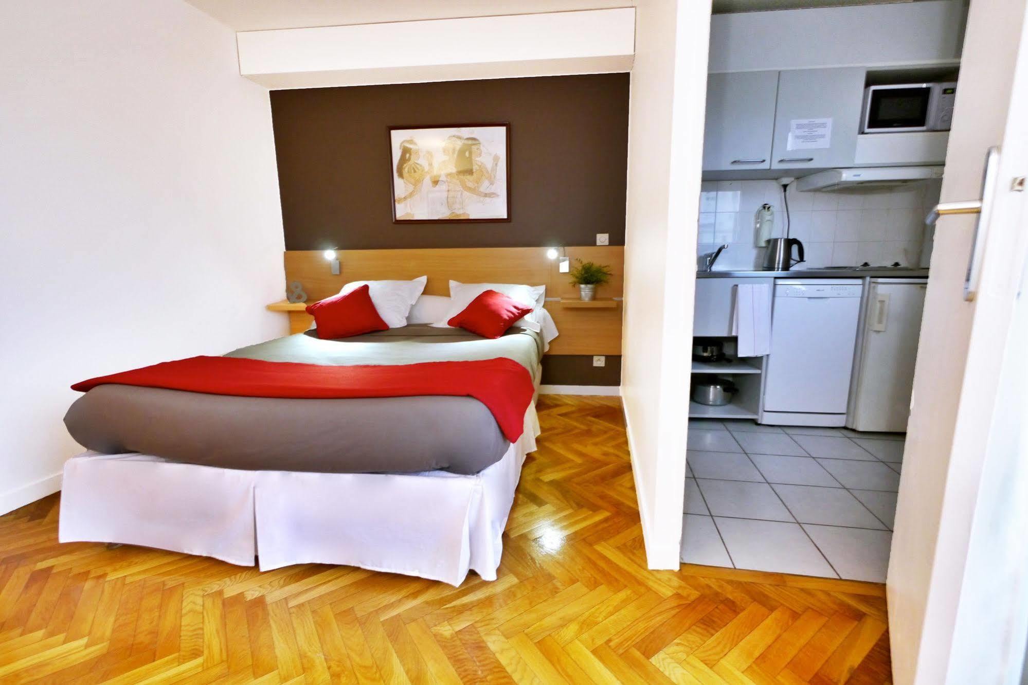 Tempolodge La Defense Courbevoie Esterno foto